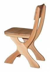 Masivní dřevěná židle